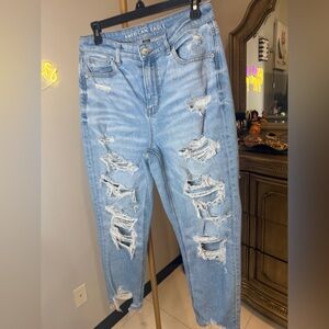 American Eagle Outfitters Light Blue Distressed Boyfriend Jeans
